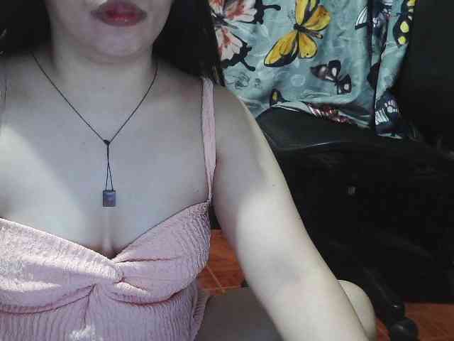 Kazzandra webcam