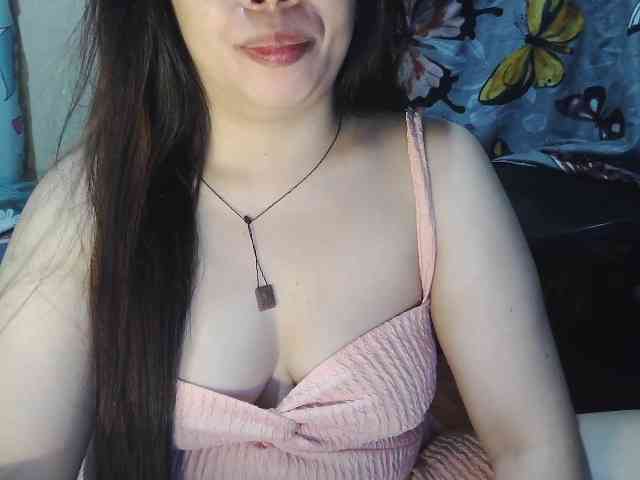 Kazzandra webcam