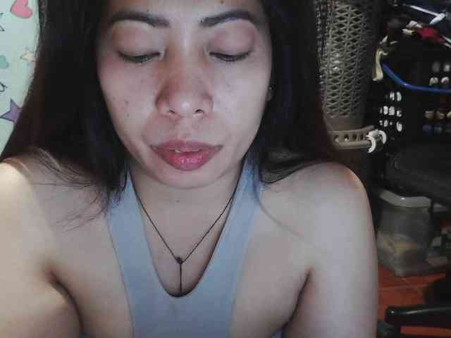 Lykaliciousz webcam