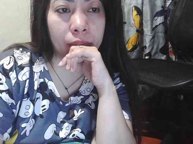 Kazzandra webcam