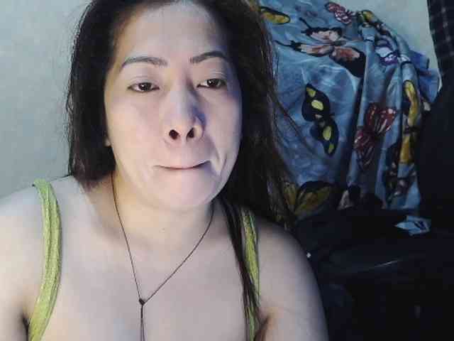 Lykaliciousz webcam