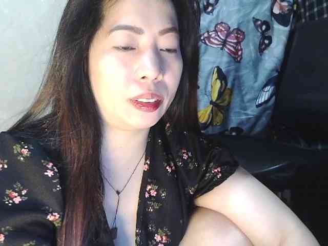 Kazzandra webcam