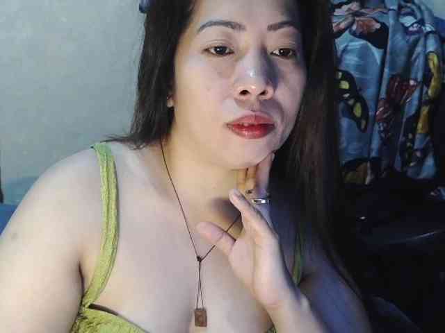 Lykaliciousz webcam