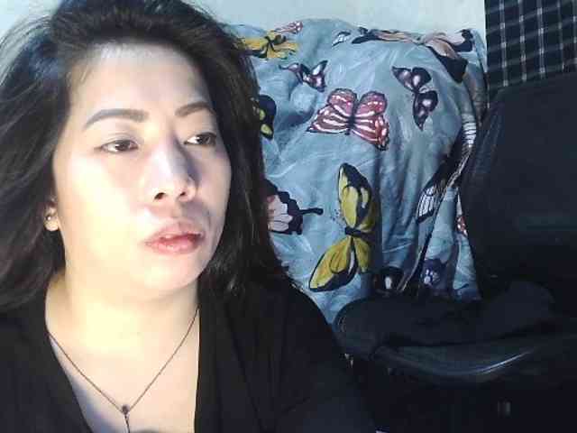 Kazzandra webcam