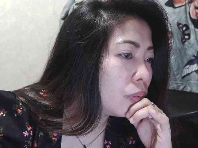 Kazzandra webcam
