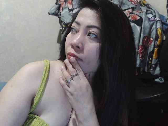 Lykaliciousz webcam