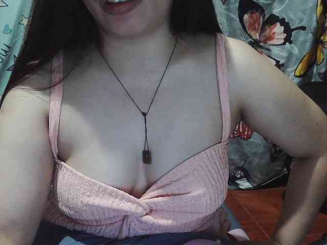 Kazzandra webcam