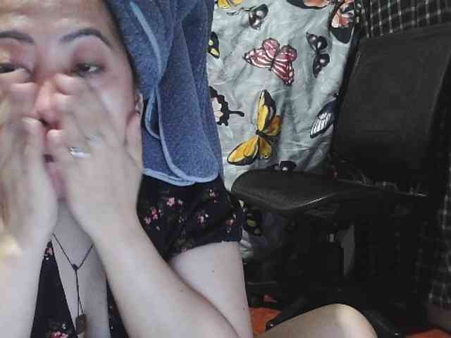 Kazzandra webcam