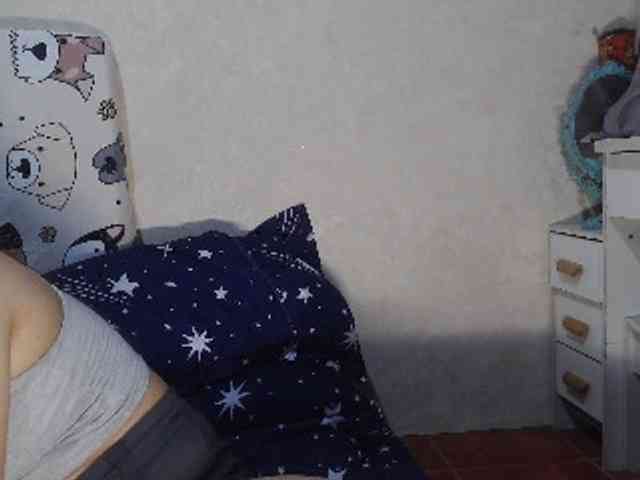 Lykaliciousz webcam