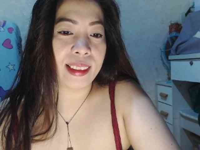 Lykaliciousz webcam