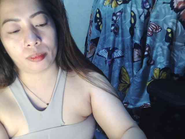 Lykaliciousz webcam