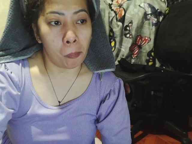 Lykaliciousz webcam
