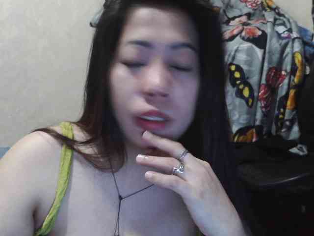 Lykaliciousz webcam