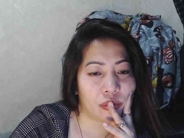 Lykaliciousz webcam