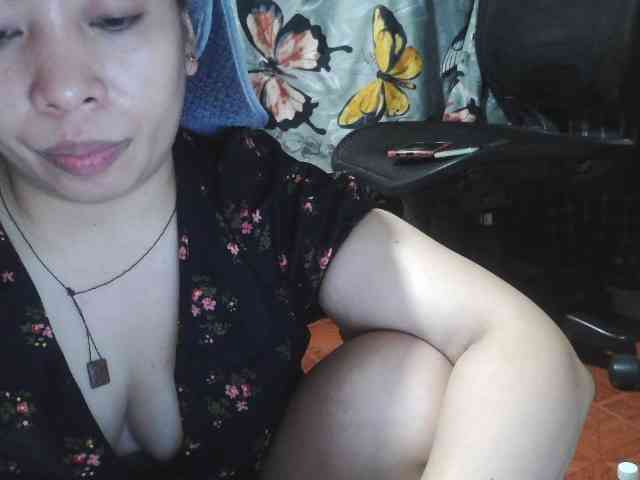 Kazzandra webcam
