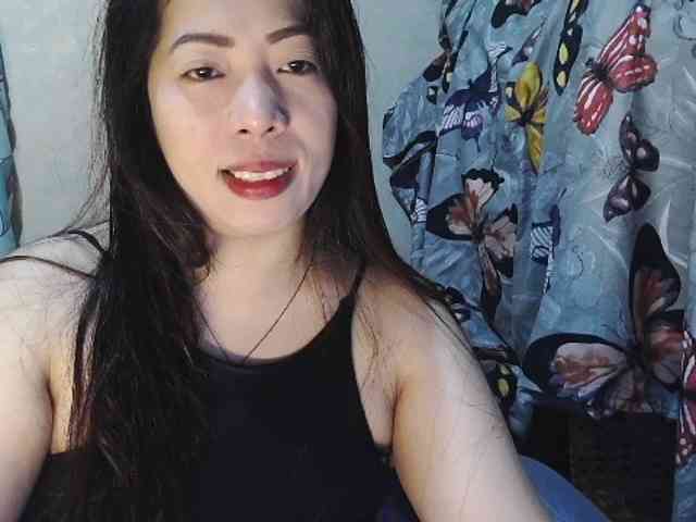 Lykaliciousz webcam