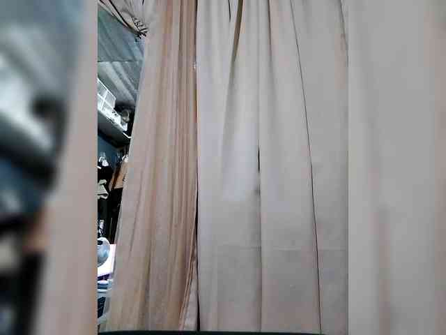 Kazzandra webcam