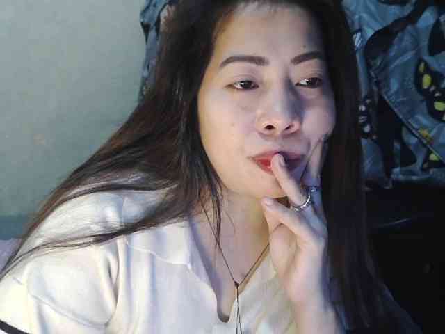 Lykaliciousz webcam