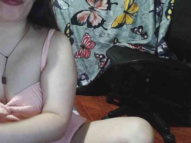 Kazzandra webcam