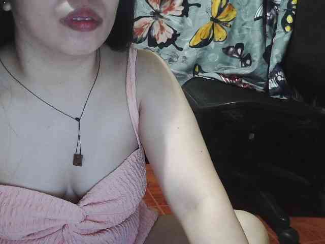 Kazzandra webcam