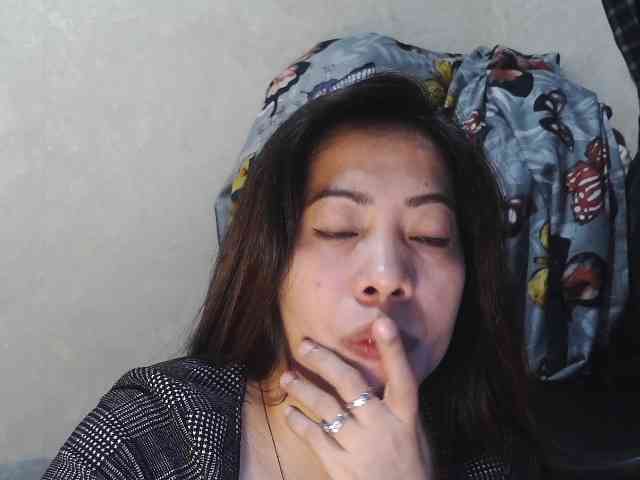 Lykaliciousz webcam