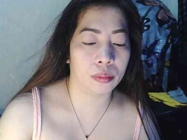 Kazzandra webcam