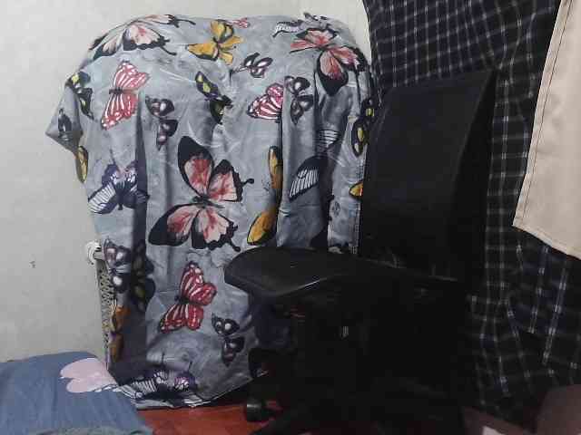 Kazzandra webcam