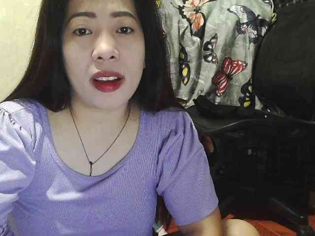 Lykaliciousz webcam