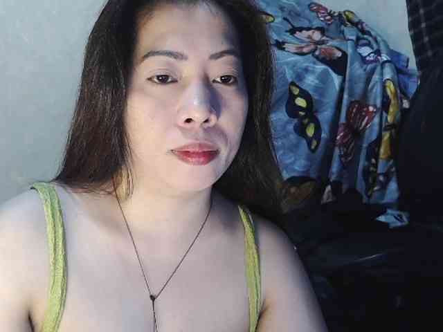 Lykaliciousz webcam