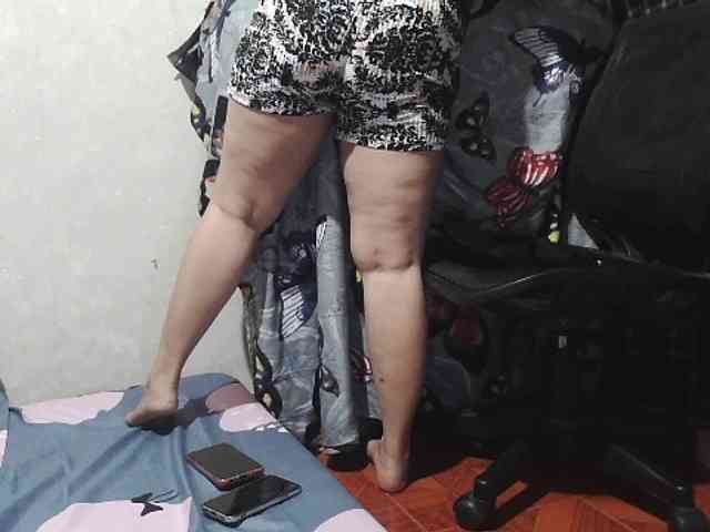 Lykaliciousz webcam