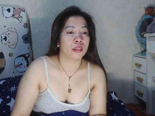 Lykaliciousz webcam