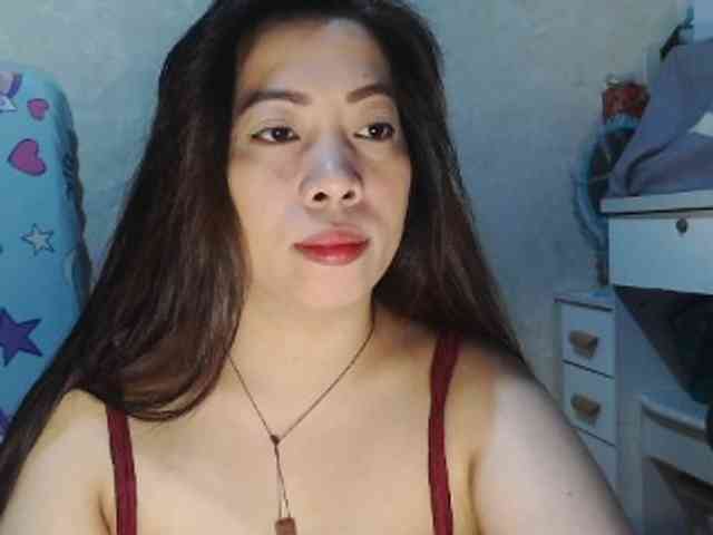 Lykaliciousz webcam