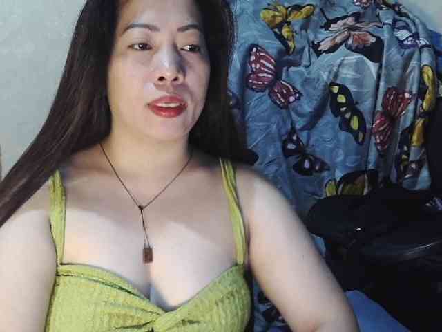 Lykaliciousz webcam