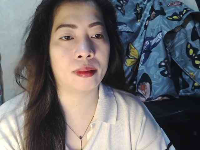 Lykaliciousz webcam