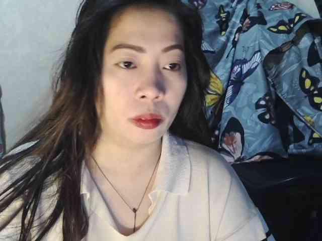 Lykaliciousz webcam