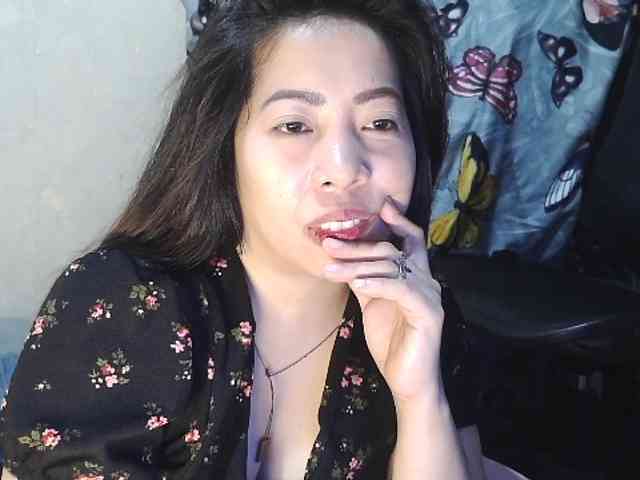 Kazzandra webcam