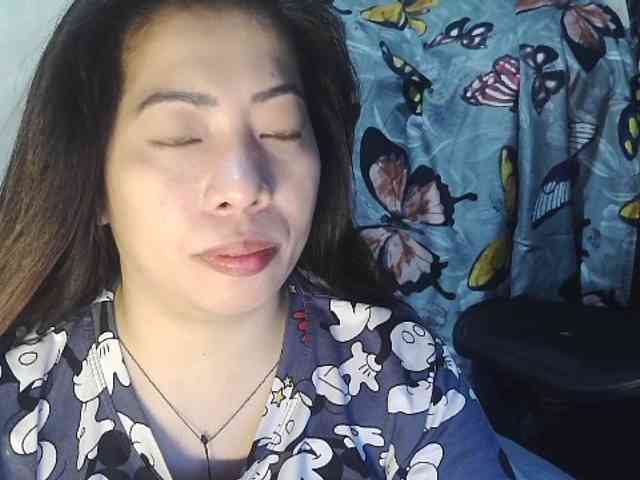 Kazzandra webcam