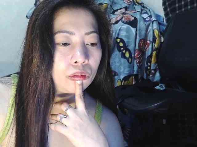 Lykaliciousz webcam
