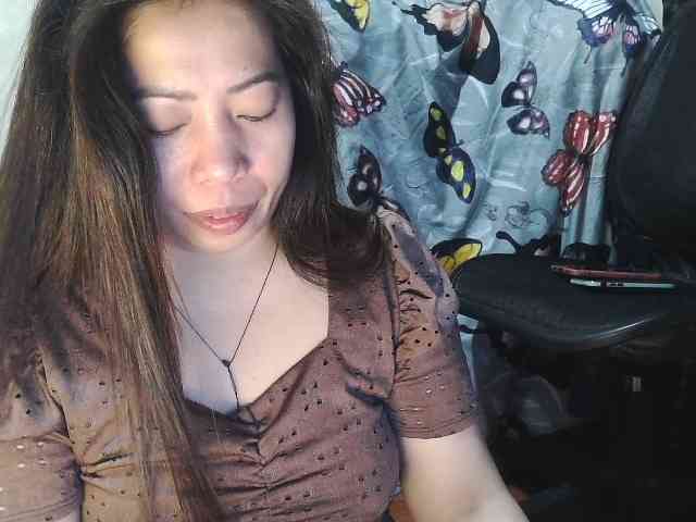 Lykaliciousz webcam