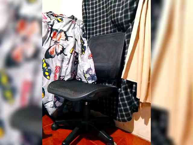 Kazzandra webcam