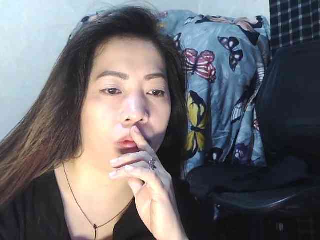 Kazzandra webcam