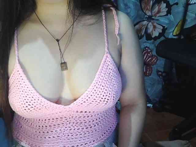 Kazzandra webcam