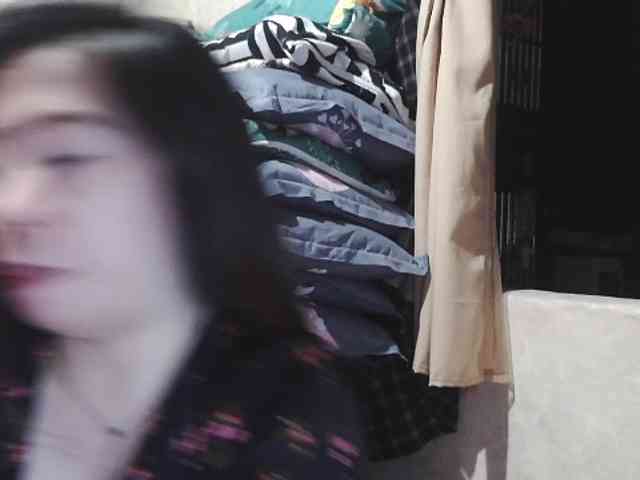 Kazzandra webcam