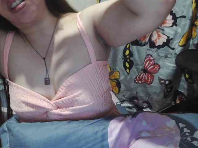 Kazzandra webcam