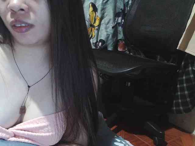 Kazzandra webcam