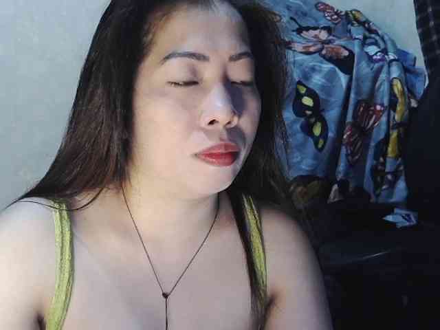 Lykaliciousz webcam