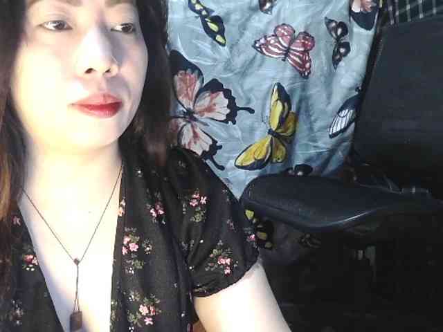 Kazzandra webcam