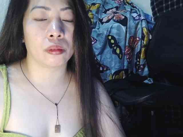 Lykaliciousz webcam