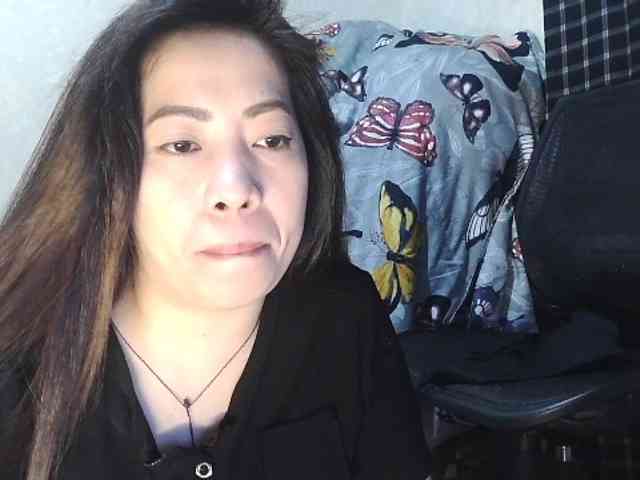 Kazzandra webcam