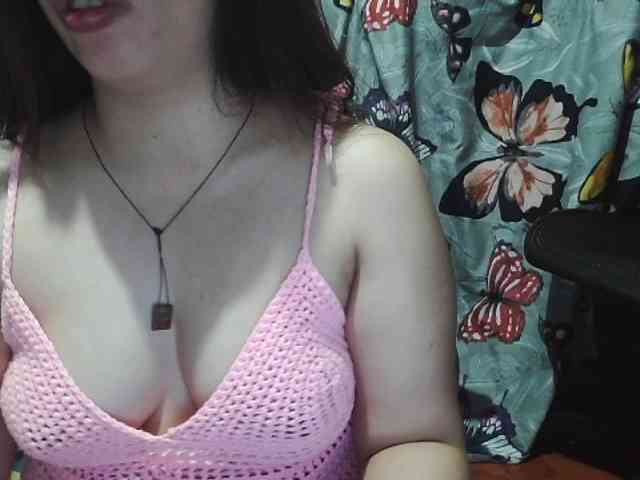 Kazzandra webcam